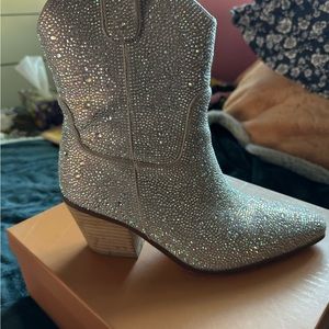 Women's Rhinestone Boots Western Mid Calf Pointed Toe